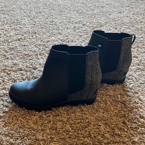 Girls' Sorel Joan of Arctic II Chelsea Wedge Boots